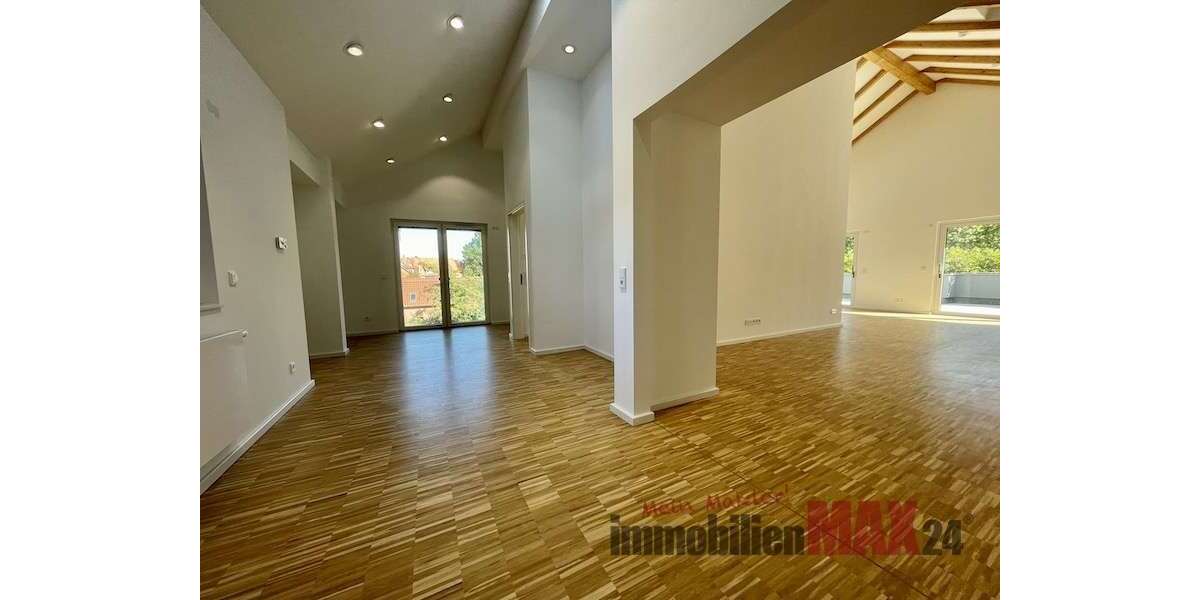 Wohnung zum Mieten in Neustadt 1.827,50 € 215 m² 3 zimmer