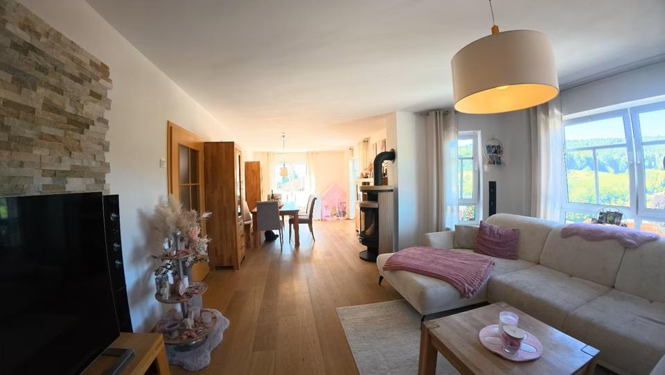 Einfamilienhaus Höchst im Odenwald - 6 Zimmer, 210 m&sup2;, 2.260&euro; | Angebot:25934023