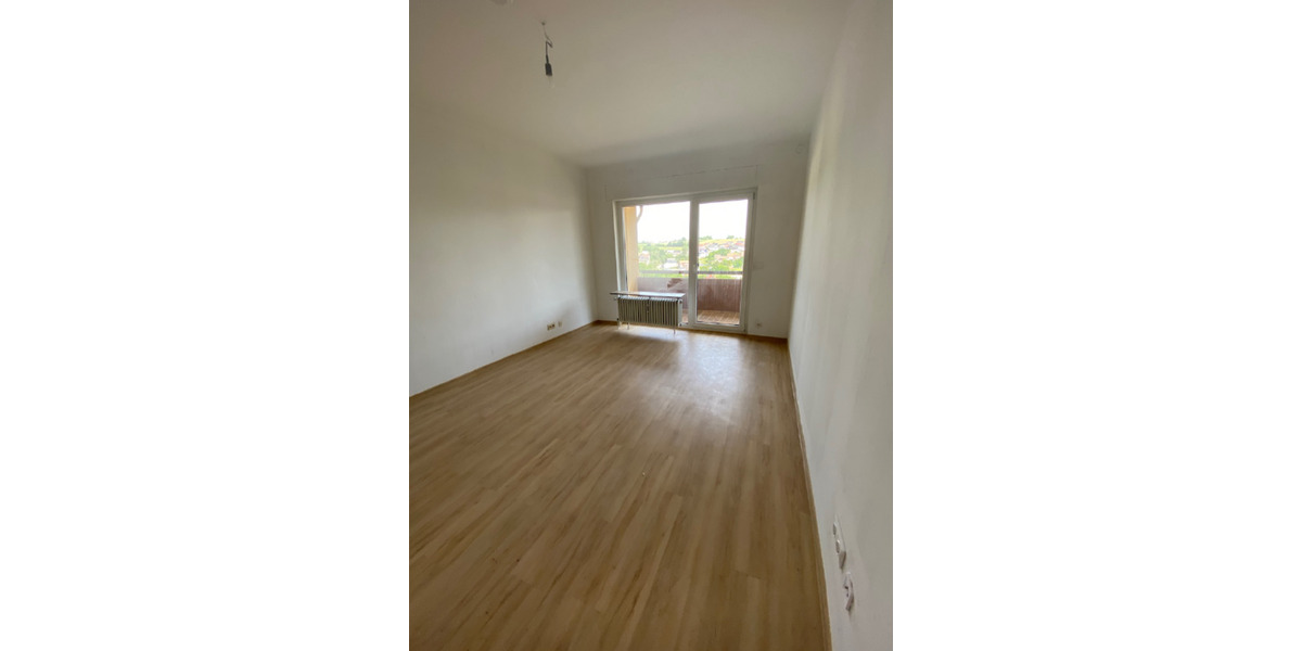 Etagenwohnung Schotten - 5 Zimmer, 150 m&sup2;, 750&euro; | Angebot:24875728