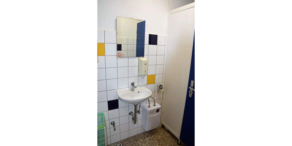 Gewerbeobjekt Nettetal Hinsbeck - 3 Zimmer, 81 m&sup2;, 650&euro; | Angebot:25696824