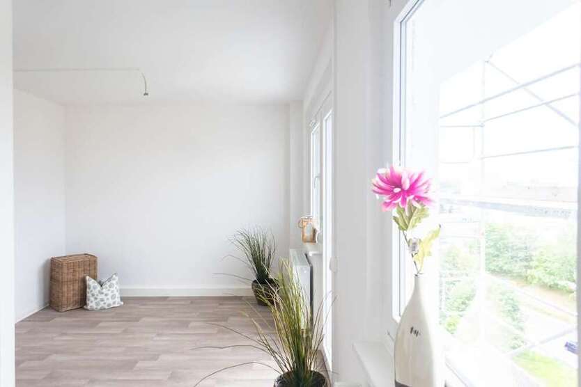 Wohnung zum Mieten in Chemnitz 255 € 35.75 m²
