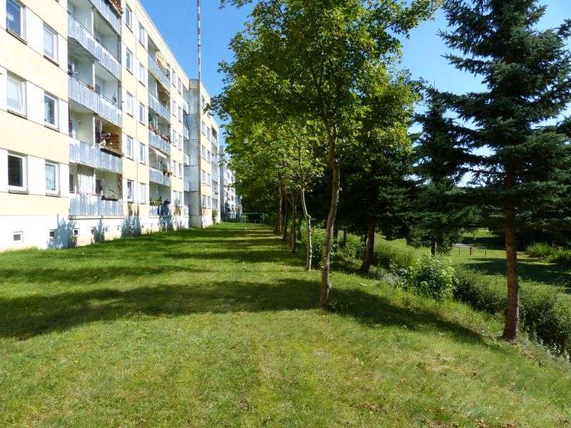 Wohnung zum Mieten in Schwerin 350 € 57.88 m²
