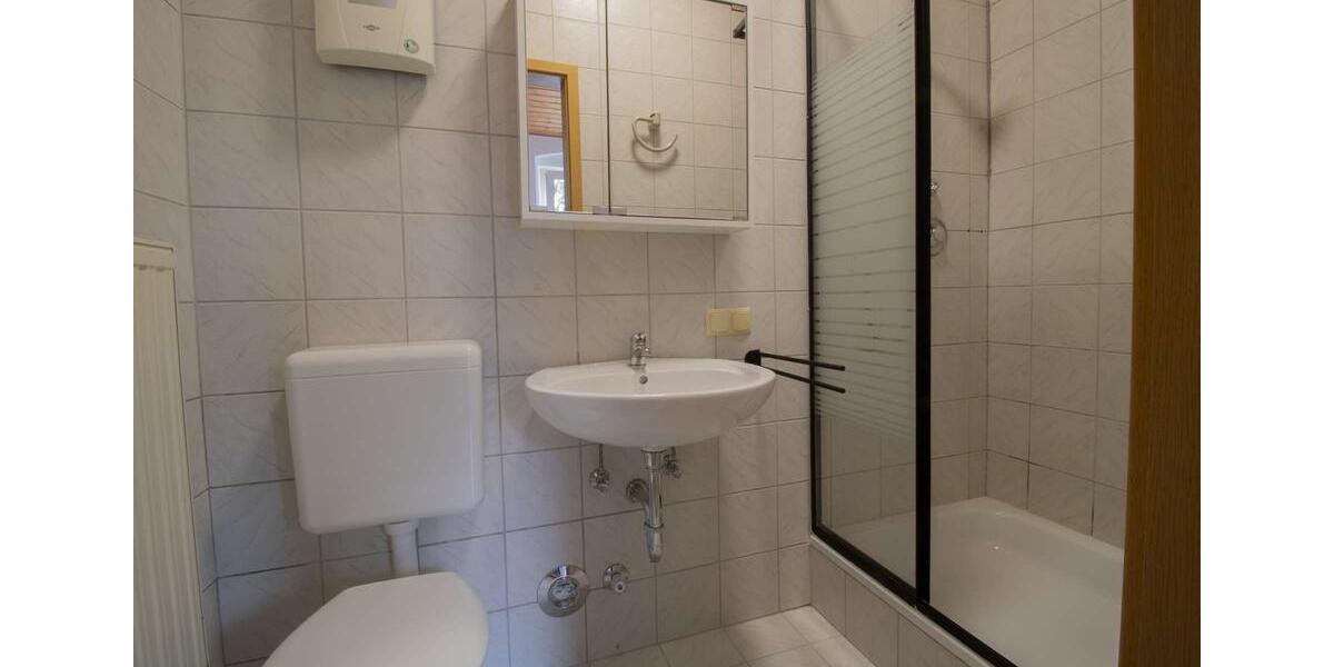 Etagenwohnung Selb - 1 Zimmer, 20 m&sup2;, 265&euro; | Angebot:24784189