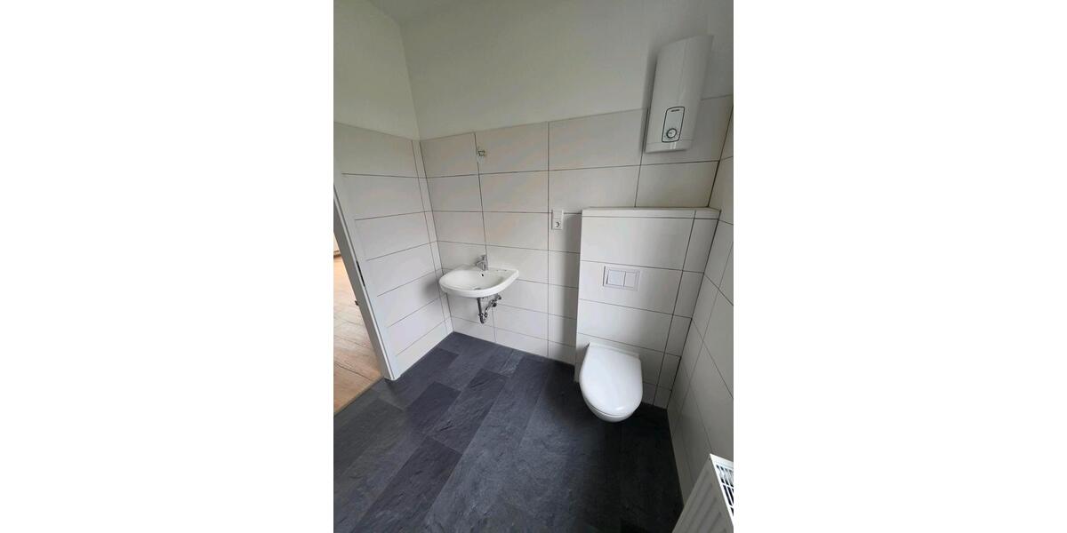 Dachgeschoßwohnung Bückeburg - 4 Zimmer, 76 m&sup2;, 975&euro; | Angebot:25909240