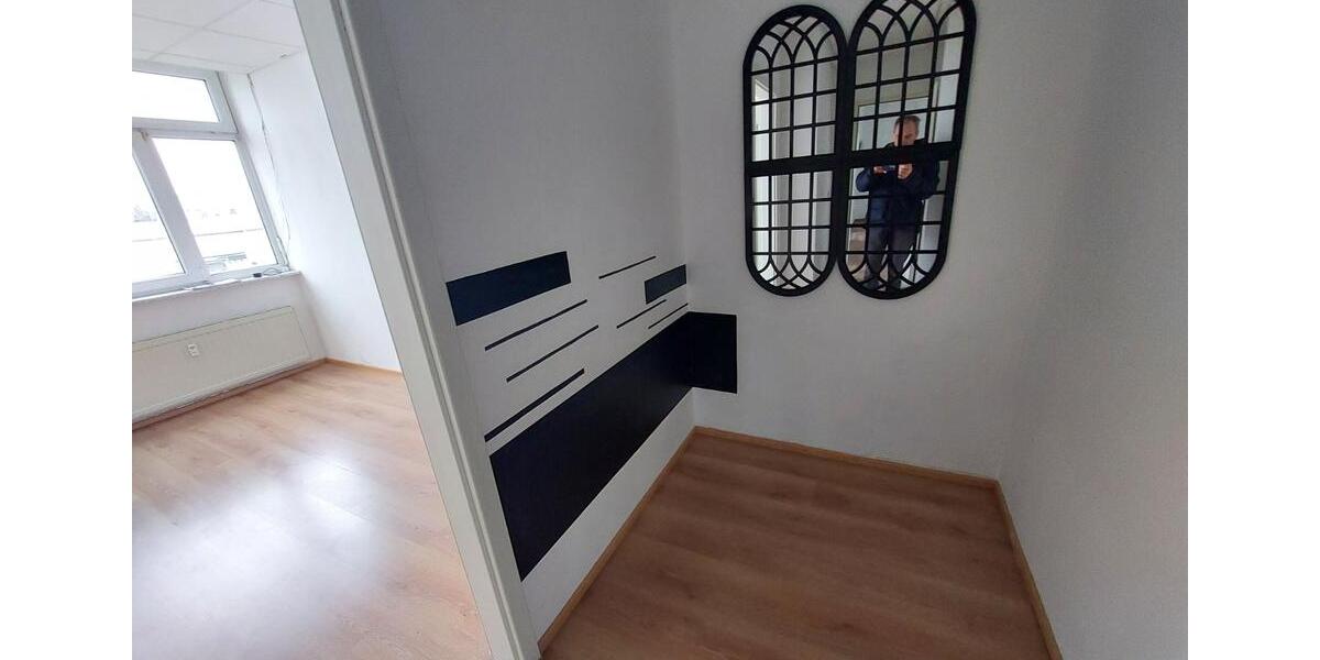 Hochparterre Königsbrunn - 3 Zimmer, 80 m&sup2;, 1.100&euro; | Angebot:24940873
