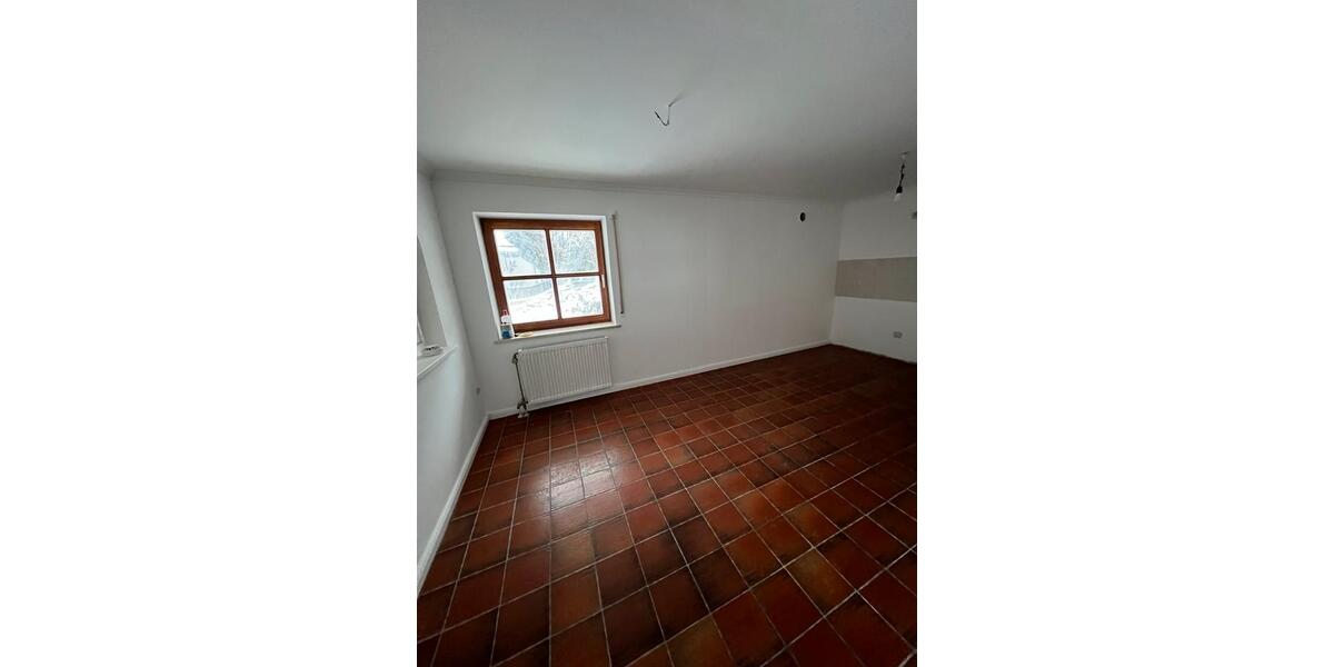 Etagenwohnung Regen - 2 Zimmer, 100 m&sup2;, 750&euro; | Angebot:24974935