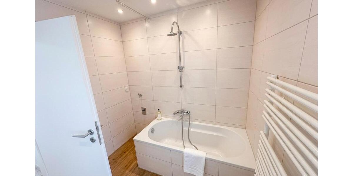 Erdgeschoßwohnung Mörfelden-Walldorf Walldorf - 4 Zimmer, 121 m&sup2;, 1.670&euro; | Angebot:26013342