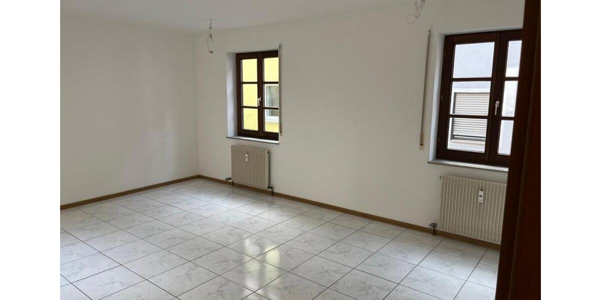 Etagenwohnung Würzburg - 2 Zimmer, 50 m&sup2;, 600&euro; | Angebot:24794532