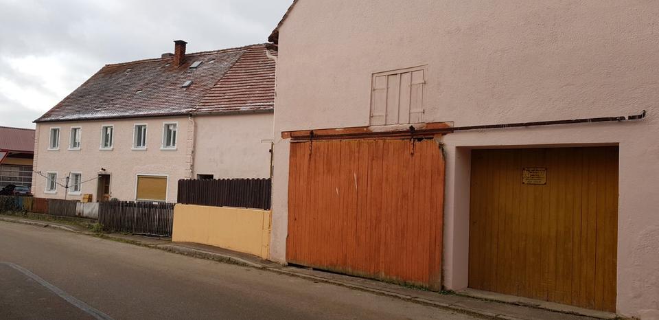 Bauernhaus, Landhaus Oettingen in Bayern - 7 Zimmer, 170 m&sup2;, 650&euro; | Angebot:24512515
