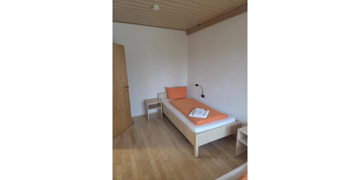 Etagenwohnung Ochsenhausen - 3 Zimmer, 70 m&sup2;, 770&euro; | Angebot:25838306