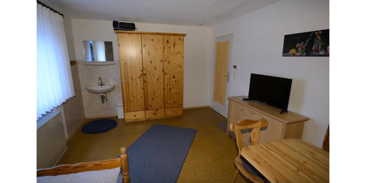 Dachgeschoßwohnung Hepberg - 1 Zimmer, 320&euro; | Angebot:23631506