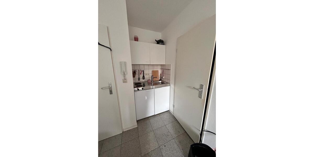 Etagenwohnung Pforzheim - 1 Zimmer, 21 m&sup2;, 400&euro; | Angebot:26610110