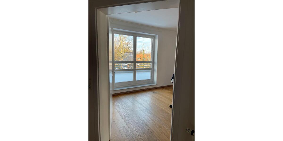 Etagenwohnung Oldenburg Bloherfelde - 2 Zimmer, 81 m&sup2;, 980&euro; | Angebot:25055188