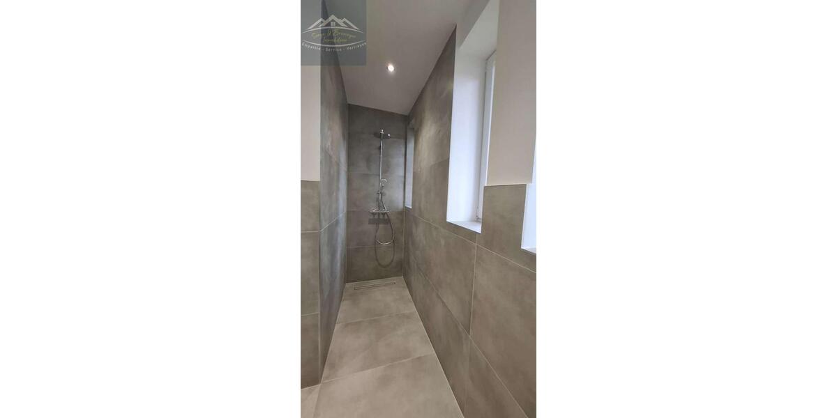 Etagenwohnung Einbeck - 4 Zimmer, 130 m&sup2;, 1.040&euro; | Angebot:26679157