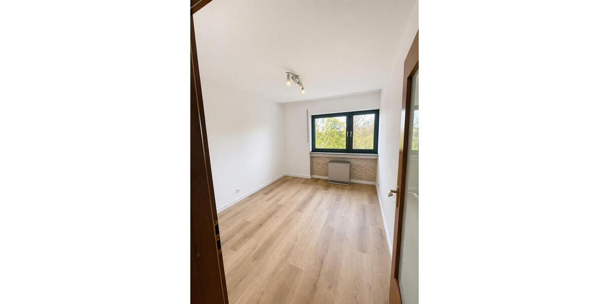Etagenwohnung Mülheim an der Ruhr Mellinghofen - 3 Zimmer, 87 m&sup2;, 800&euro; | Angebot:25569610