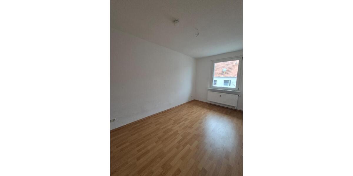 Etagenwohnung Schöningen - 3 Zimmer, 67 m&sup2;, 485&euro; | Angebot:24854471