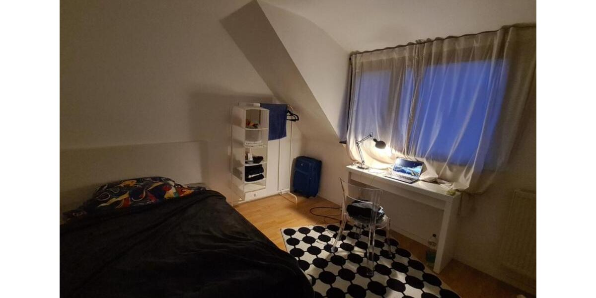 Wohnen auf Zeit Düsseldorf Stadtbezirk 6 - 1 Zimmer, 16 m&sup2;, 580&euro; | Angebot:24756956