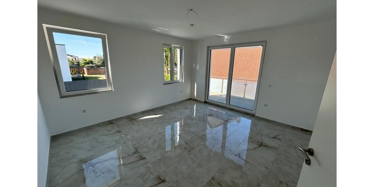 Etagenwohnung Nienburg (Weser) - 3 Zimmer, 93 m&sup2;, 950&euro; | Angebot:26348230