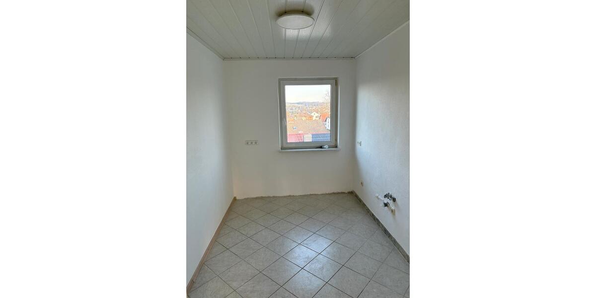 Etagenwohnung Stadtallendorf - 3 Zimmer, 68 m&sup2;, 800&euro; | Angebot:25613910
