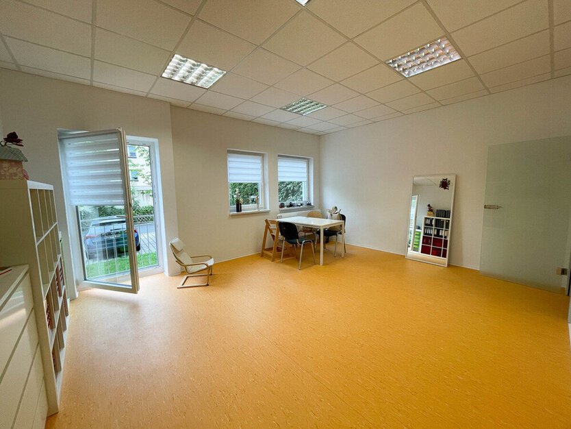 Kleines Büro in Lauter zu vermieten!