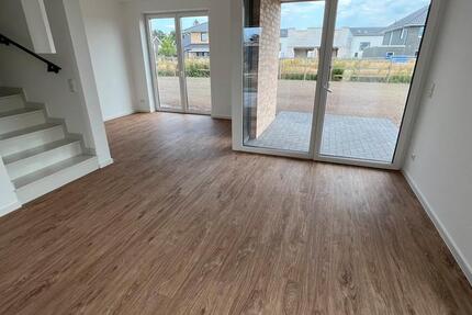 Haus Oldenburg Drielaker-Moor - 6 Zimmer, 118 m&sup2;, 1.680&euro; | Angebot:25322347