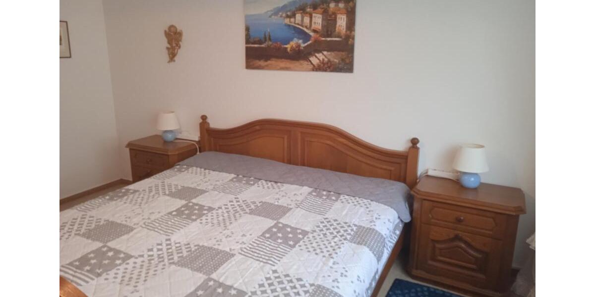 Möblierte 2-Zi. Wohnung mit Balkon und Pkw-Stellplatz 2 zimmer