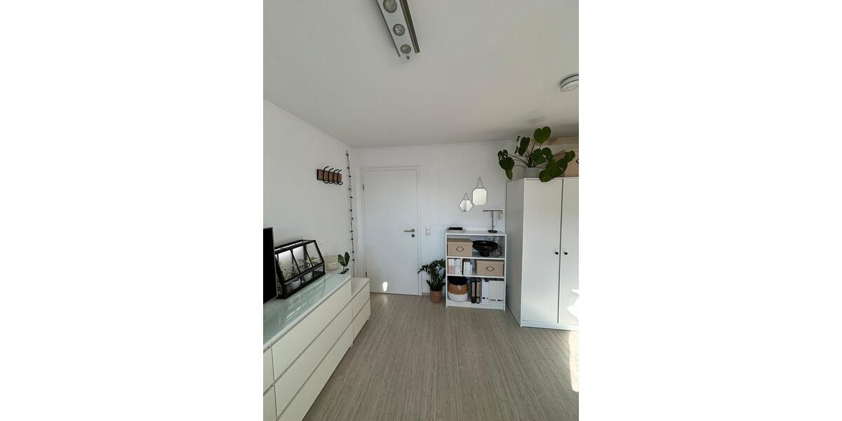 Wohnen auf Zeit Karlsruhe Mühlburg - 5 Zimmer, 125 m&sup2;, 475&euro; | Angebot:25982124