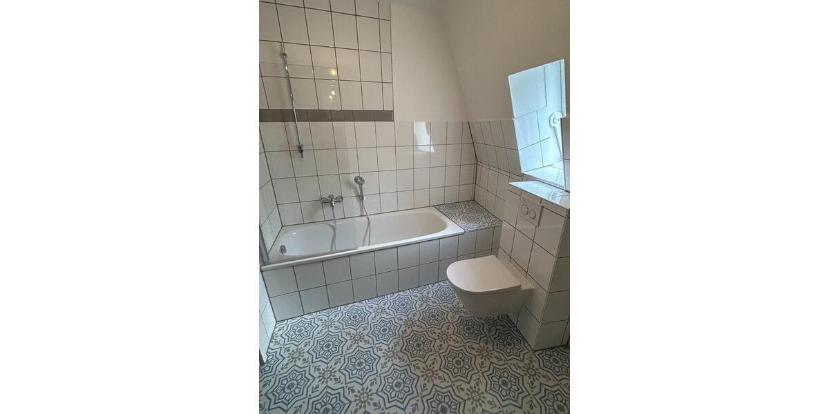 Etagenwohnung Feuchtwangen - 2 Zimmer, 79 m&sup2;, 900&euro; | Angebot:25931438