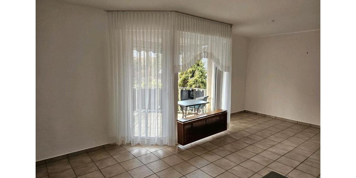 Helle 3,5 Zimmer-Wohnung mit Kamin und zwei Balkonen 93m² Do-Süd 3 zimmer