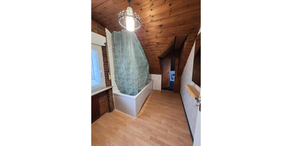 Etagenwohnung Idar-Oberstein Oberstein - 4 Zimmer, 134 m&sup2;, 700&euro; | Angebot:26137462