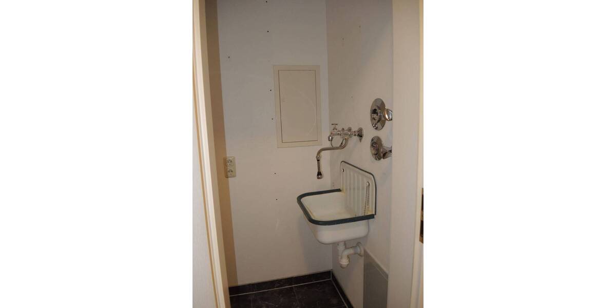 Etagenwohnung Bad Brückenau - 4 Zimmer, 135 m&sup2;, 900&euro; | Angebot:26117986