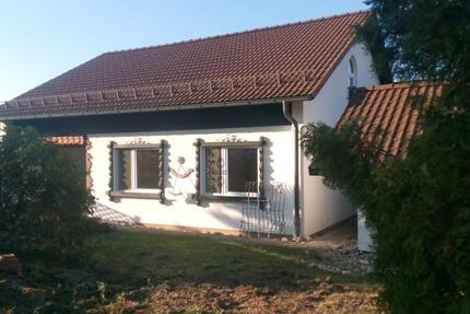 Einfamilienhaus mit 5 Zimmer und großem Garten 5 zimmer