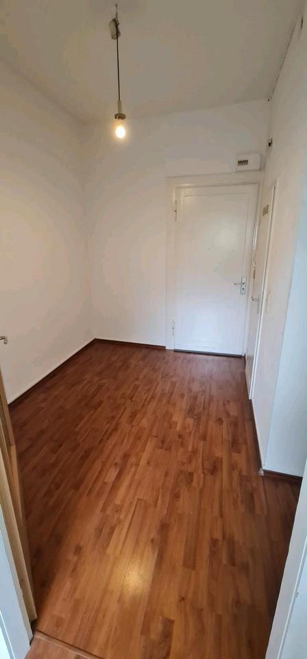 2 Zi. KDB DG-Wohnung, 52qm, Wuppertal Wichlinghausen zimmer
