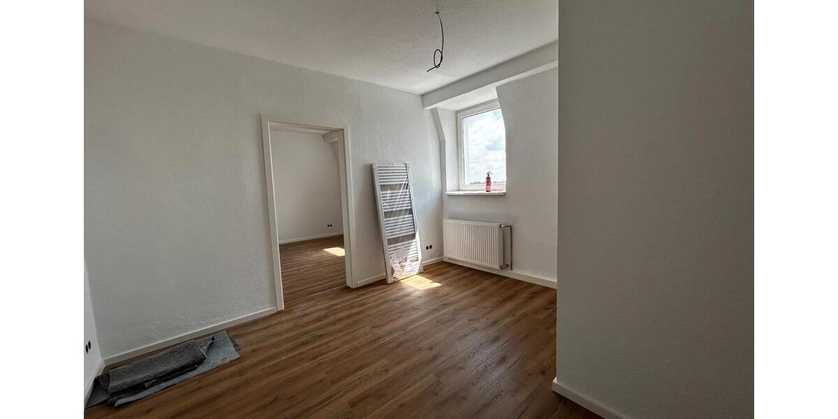 Etagenwohnung Wermelskirchen - 6 Zimmer, 110 m&sup2;, 950&euro; | Angebot:26548367