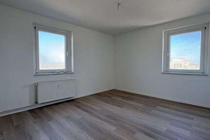 Wohnung Pasewalk - 3 Zimmer, 71 m&sup2;, 564&euro; | Angebot:25143301