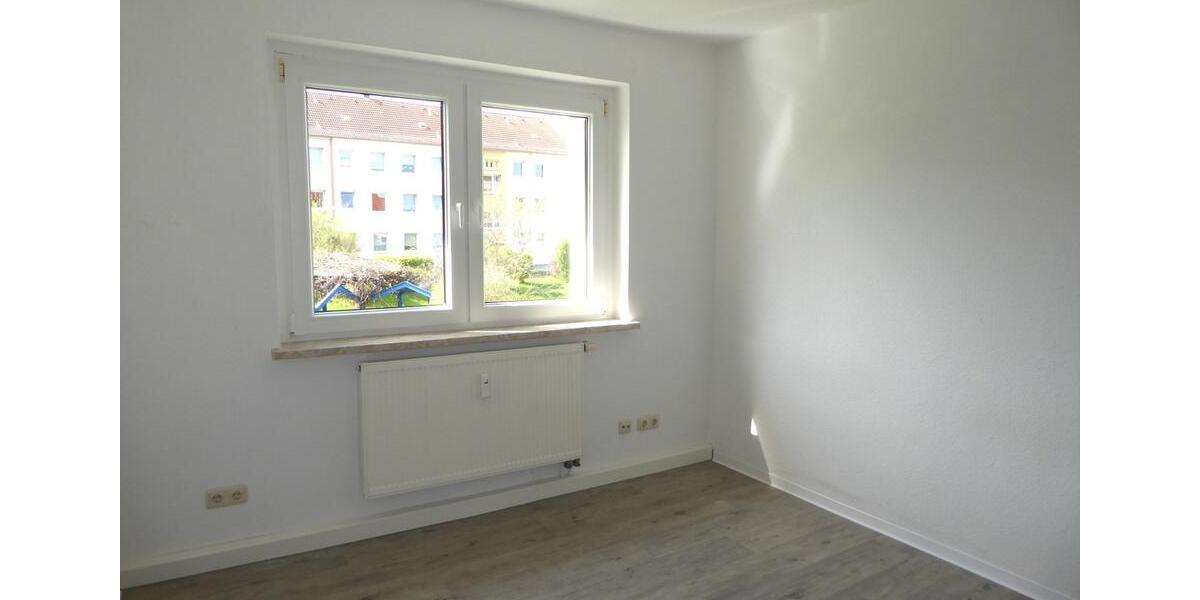 Etagenwohnung Saalfeld (Saale) - 2 Zimmer, 43 m&sup2;, 253&euro; | Angebot:26534035