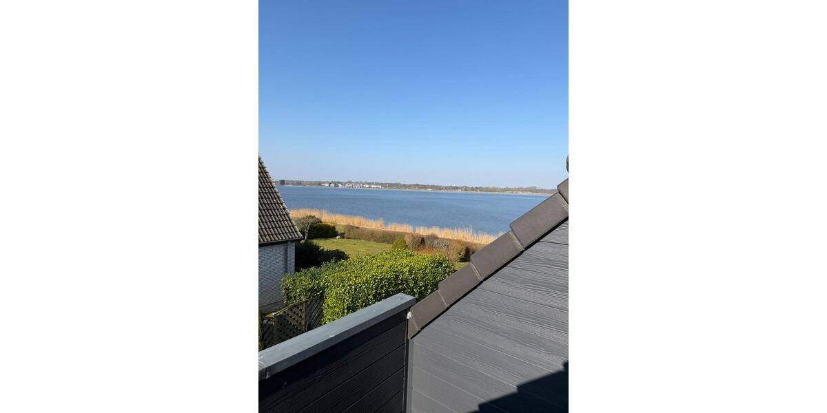 Dachgeschoßwohnung Fahrdorf - 3 Zimmer, 92 m&sup2;, 1.525&euro; | Angebot:25931741