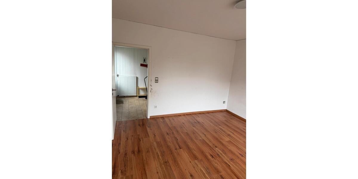 Wohnen auf Zeit Vechta - 1 Zimmer, 16 m&sup2;, 320&euro; | Angebot:26512361