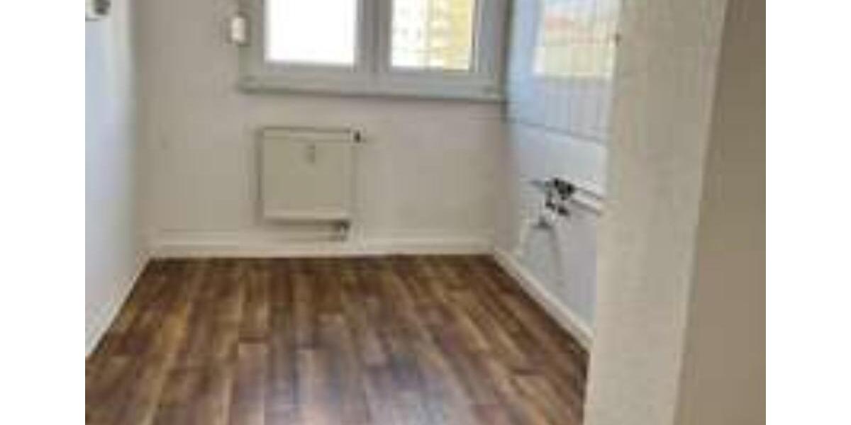 Etagenwohnung Borna - 1 Zimmer, 32 m&sup2;, 330&euro; | Angebot:25145937