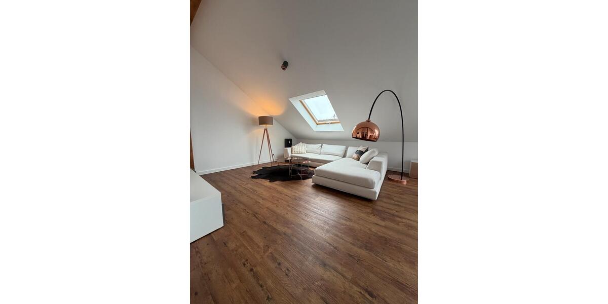 Dachgeschoßwohnung Böblingen - 2.5 Zimmer, 65 m&sup2;, 1.625&euro; | Angebot:24982605