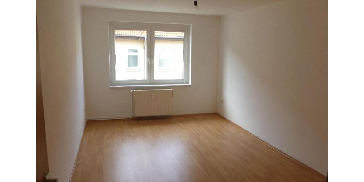 Etagenwohnung Wolmirstedt - 3 Zimmer, 83 m&sup2;, 619&euro; | Angebot:25805880