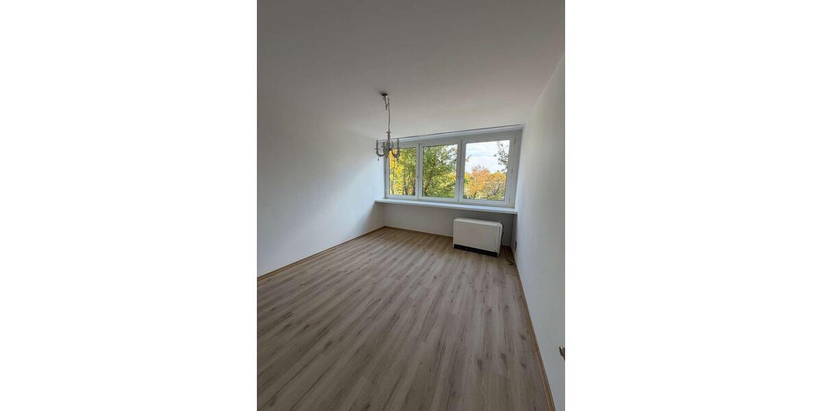 Etagenwohnung Karlsruhe Wettersbach - 3 Zimmer, 81 m&sup2;, 940&euro; | Angebot:23806418