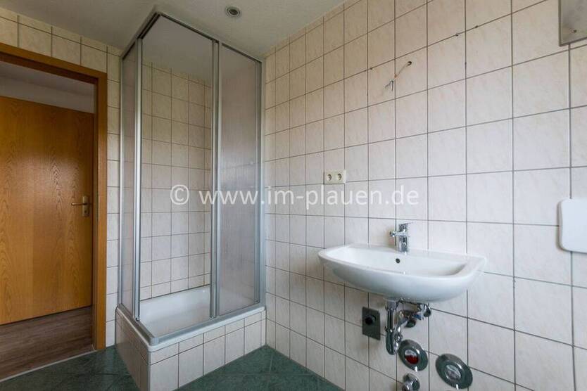Dachgeschoss mit Tageslichtbad, 52m² Wfl. - sofort bezugsfrei - Plauen Alt Chrieschwitz
