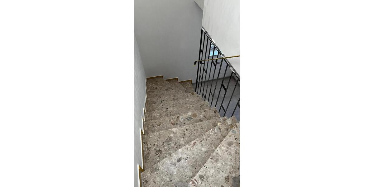 Dachgeschoßwohnung Ruderting - 2 Zimmer, 69 m&sup2;, 690&euro; | Angebot:24532061