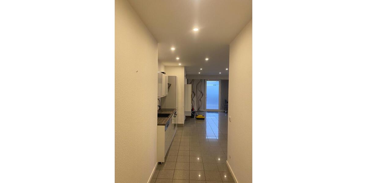 Moderne 55qm Wohnung mit eigenem Eingang zu vermieten 1.5 zimmer