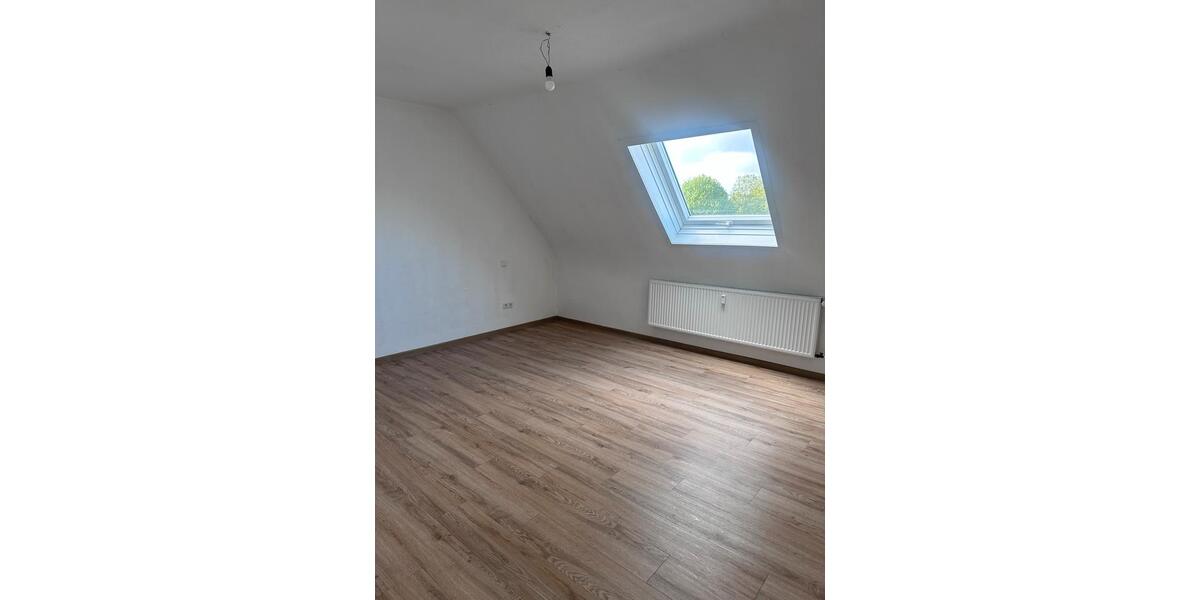 Etagenwohnung Wolfhagen - 3.5 Zimmer, 90 m&sup2;, 770&euro; | Angebot:26338603