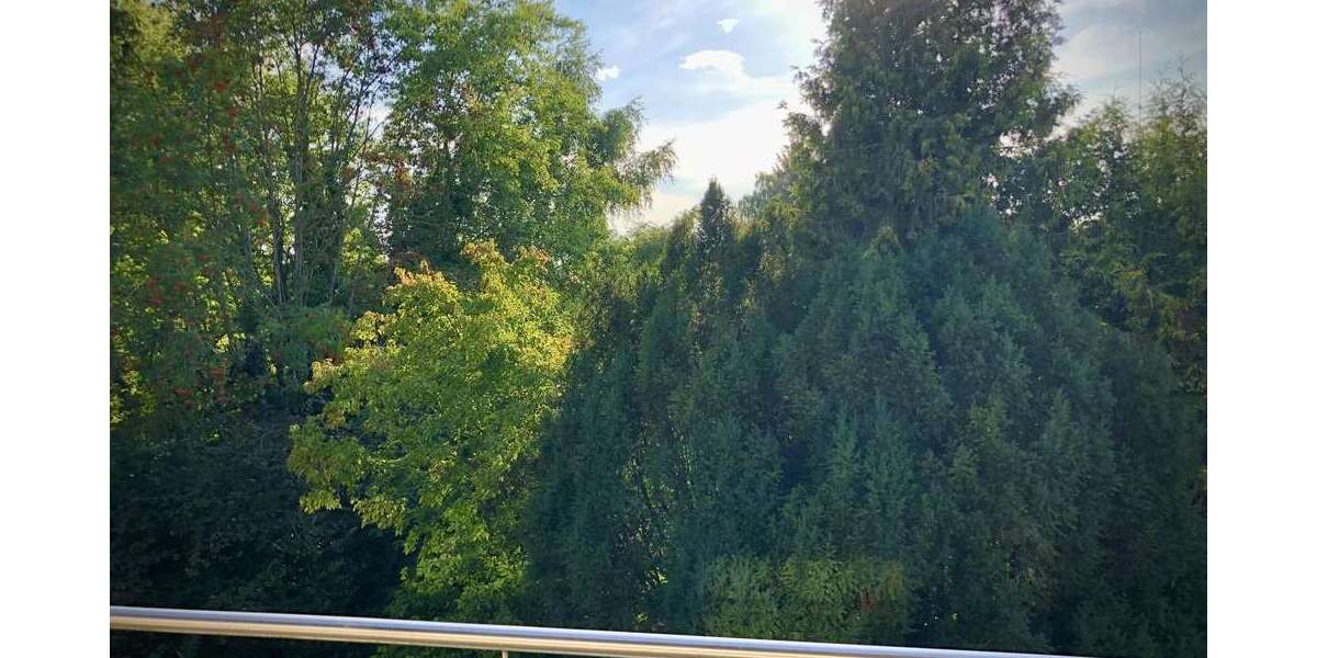 Etagenwohnung München Bogenhausen - 3 Zimmer, 83 m&sup2;, 1.900&euro; | Angebot:27031392