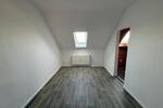 Dachgeschoßwohnung Oelsnitz (Erzgebirge) - 3 Zimmer, 88 m&sup2;, 484&euro; | Angebot:25881004