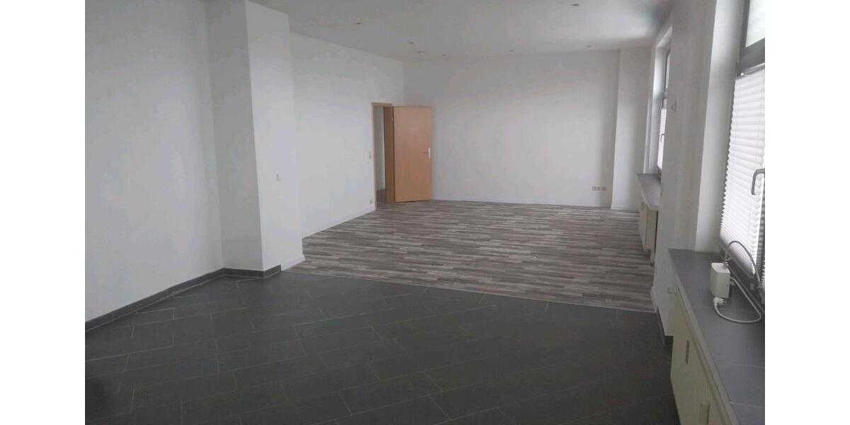 Erdgeschoßwohnung Tribsees - 3 Zimmer, 122 m&sup2;, 980&euro; | Angebot:23327455