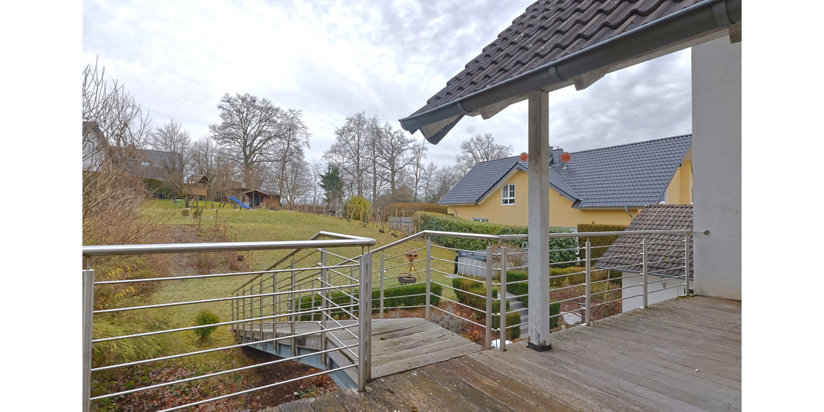 Maisonettenwohnung Wiehl - 5 Zimmer, 171 m&sup2;, 1.250&euro; | Angebot:24705613